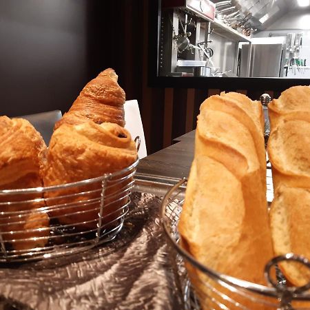 Charleville-Mézières La Papillote酒店 外观 照片